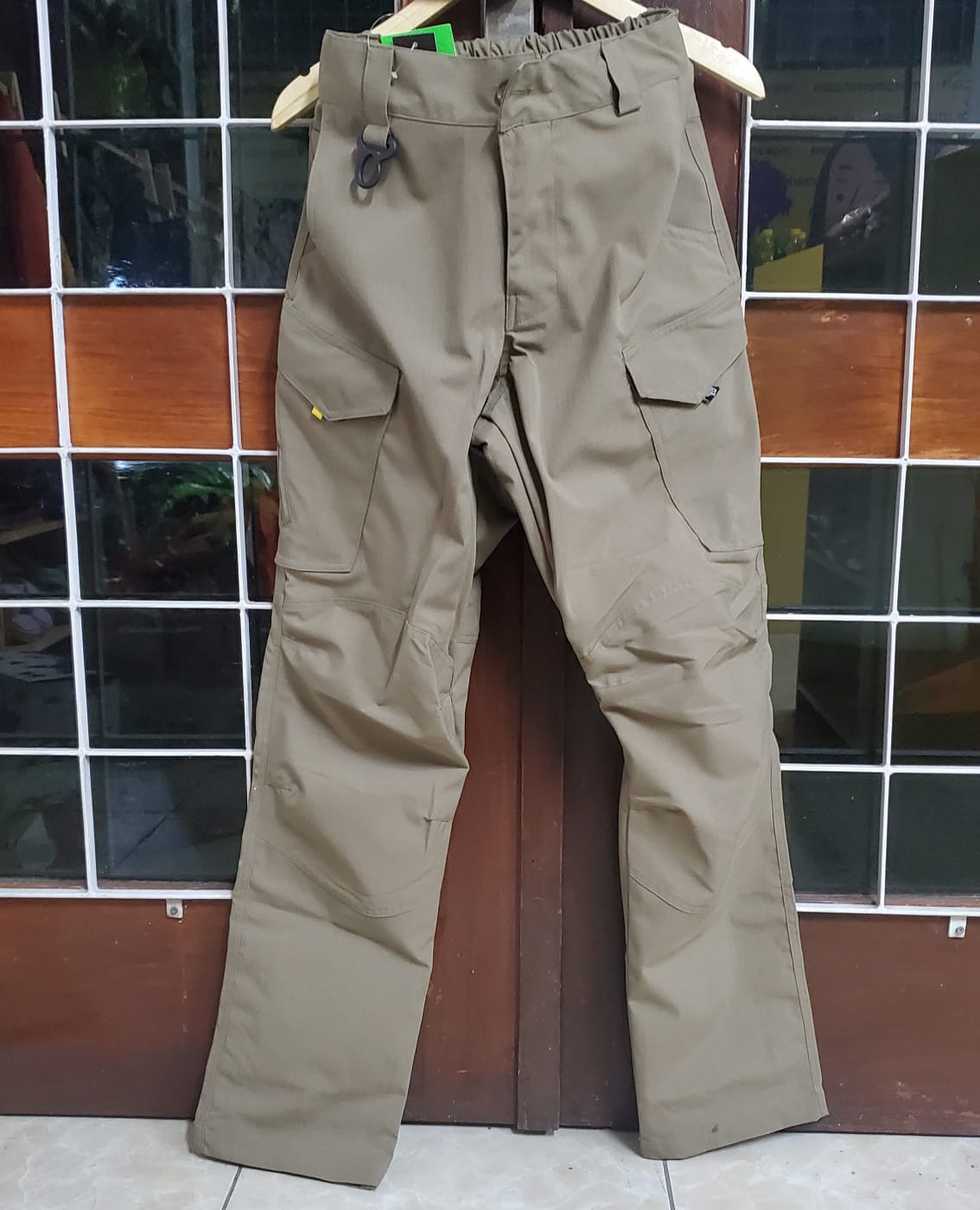 Celana saku samping kombinasi M - Mount-G